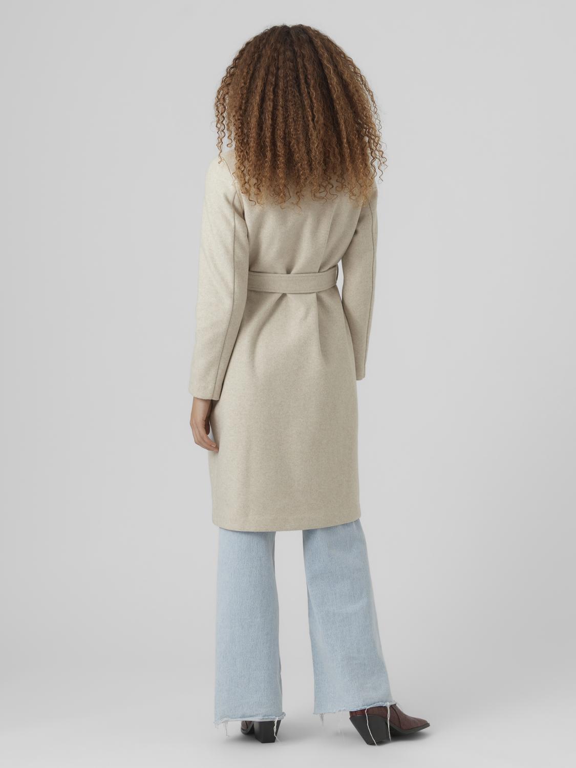 model_shot-back